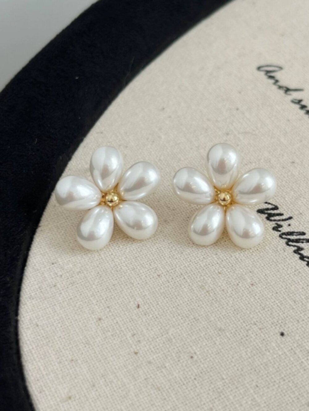 Pearl Flower Stud Earrings Gold Tone